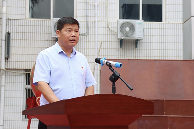 黨委書記顧學福講話.jpg