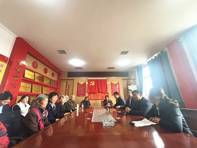 1761726953331702.jpg 圖為座談會現場.jpg